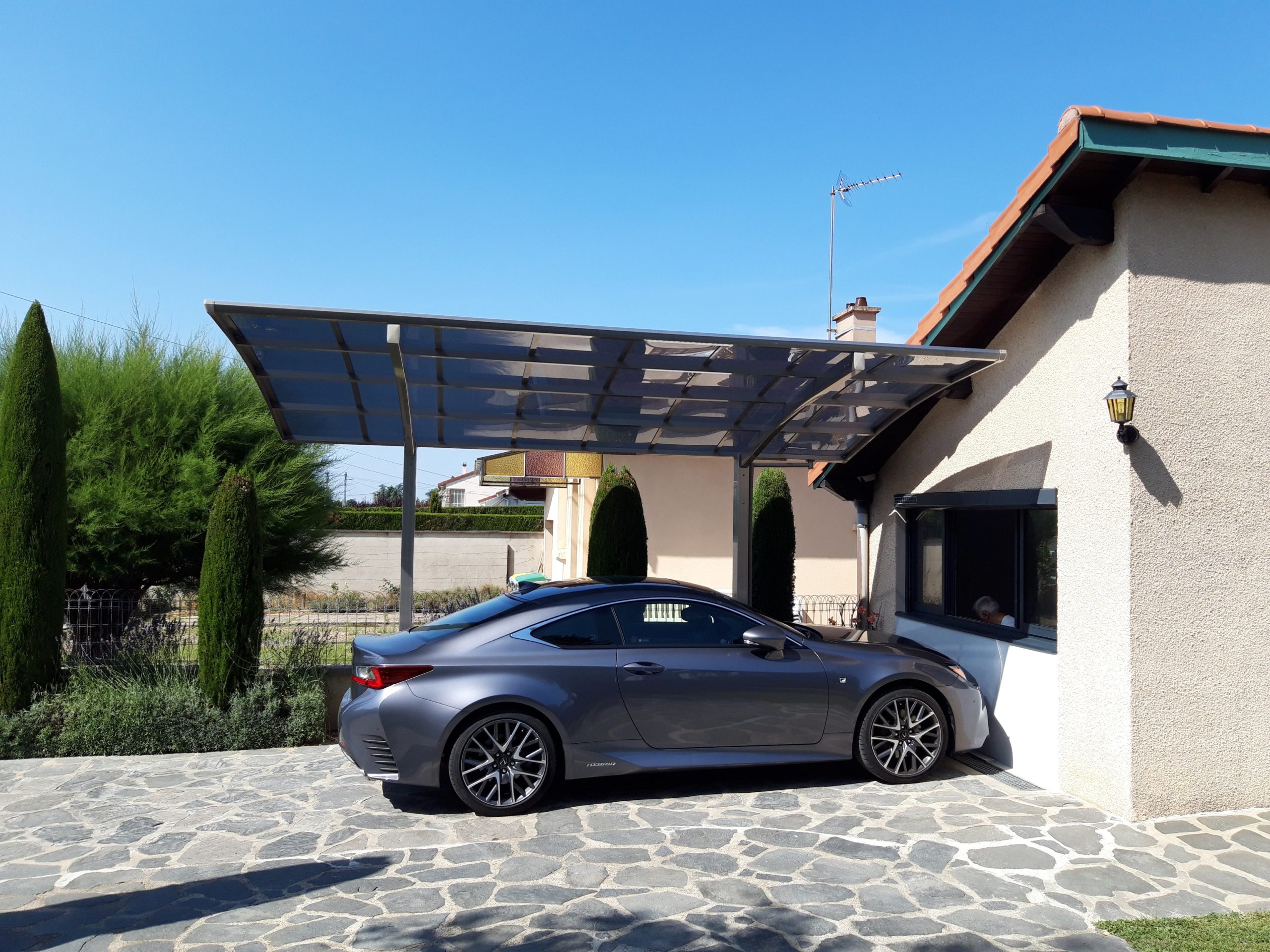 Carport : une alternative design au garage - Vérandas Jean Blanc