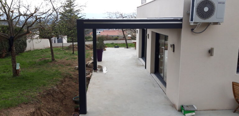 Pergola bioclimatique Grazac