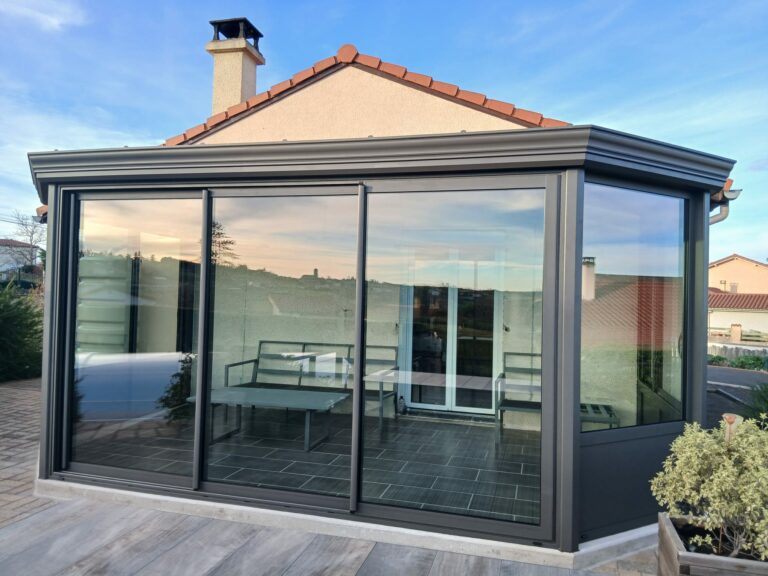 Veranda à boisset st priest vue de face