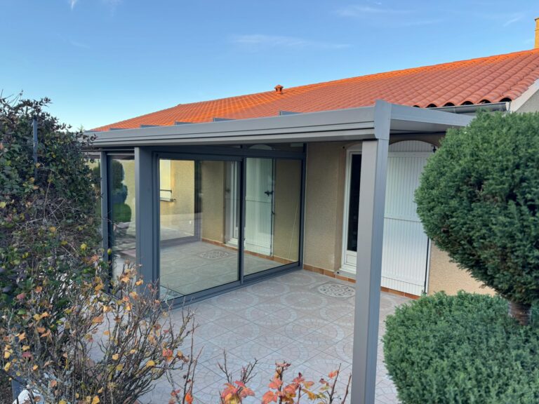 veranda auvent a saint just malmont 43 vue exterieur abri de terrasse