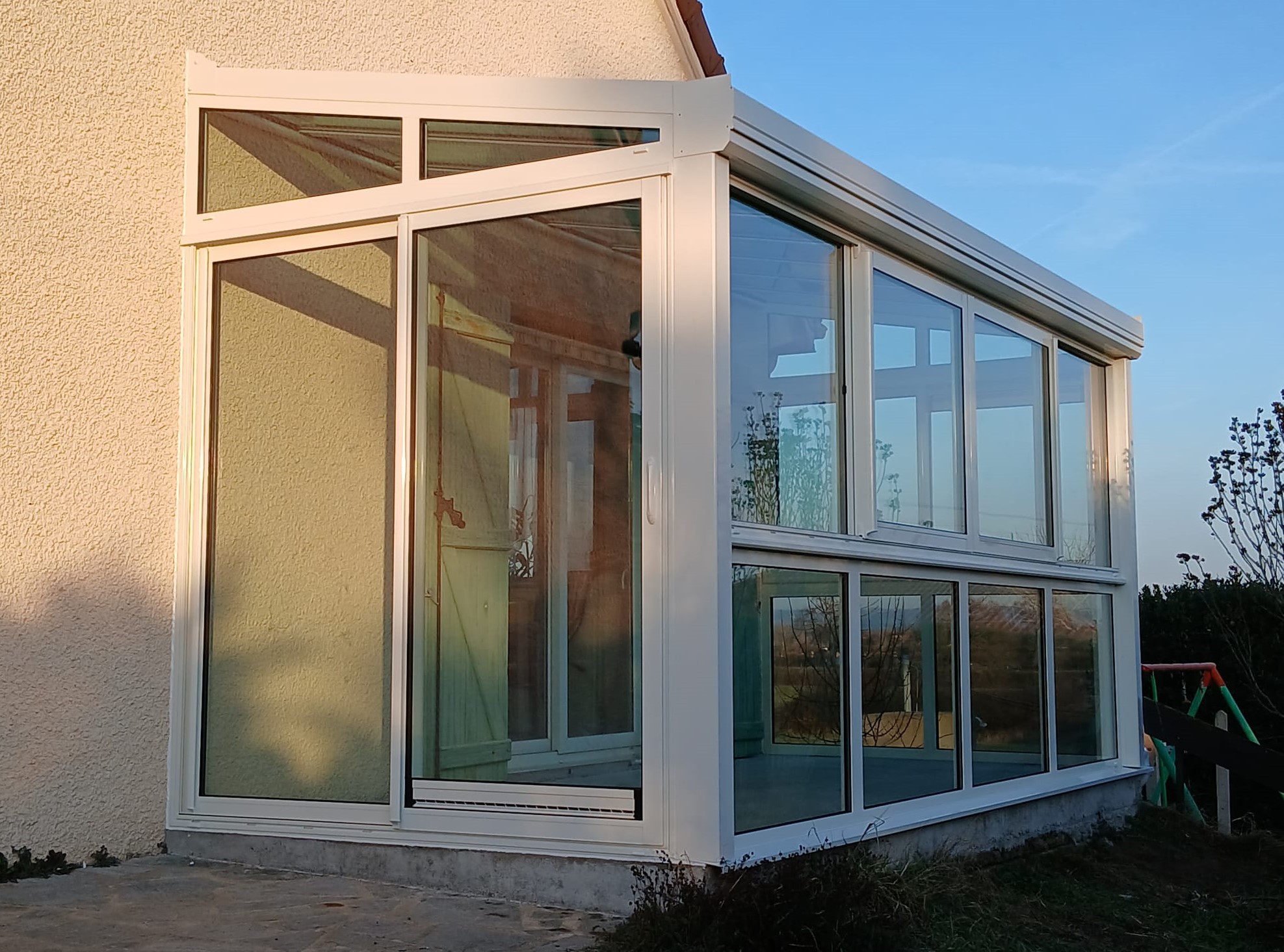 Pergola bioclimatique Sorbiers